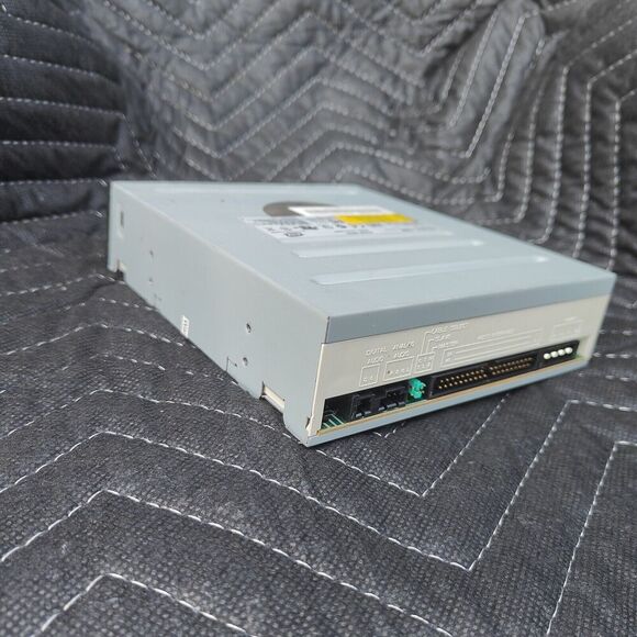 Lite On SOHR-5239V CD RW Drive Writer IDE PATA ATA ATAPI - Picture 3 of 3